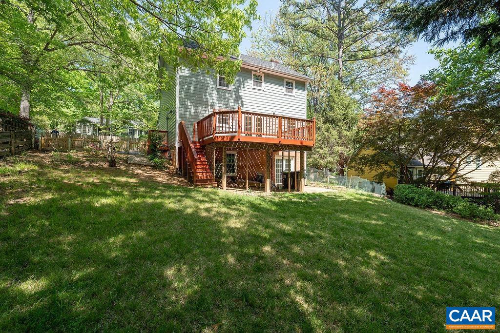 THE VILLAGE SQUARE - Residential