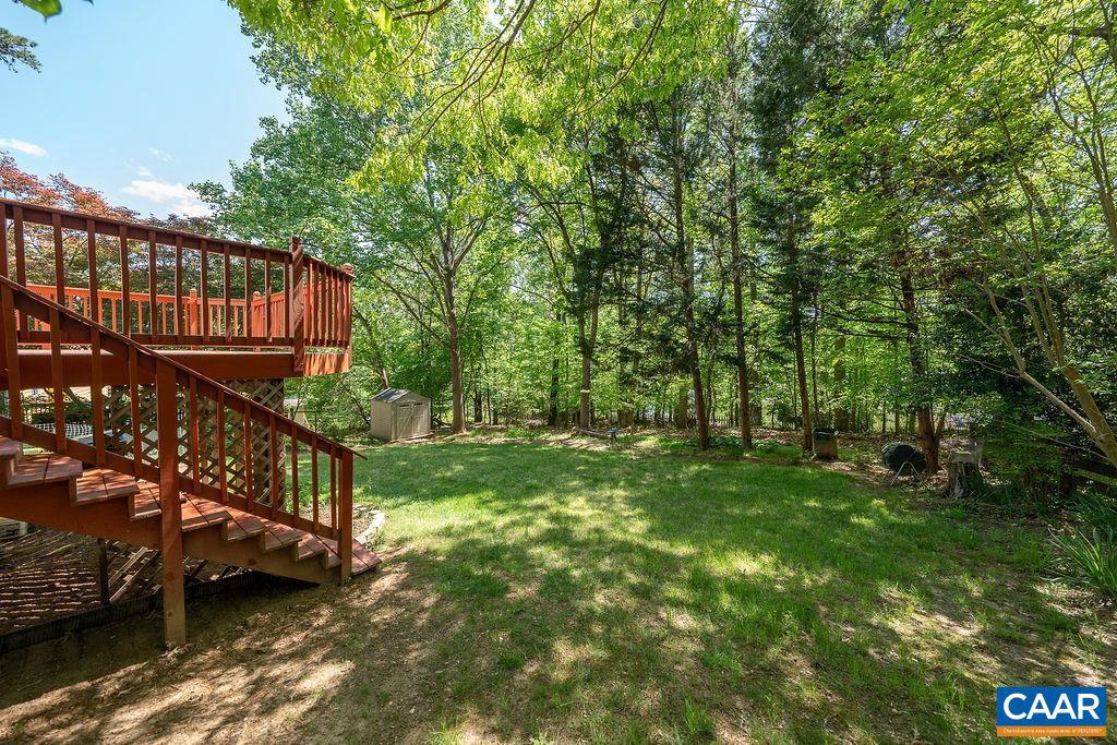 THE VILLAGE SQUARE - Residential