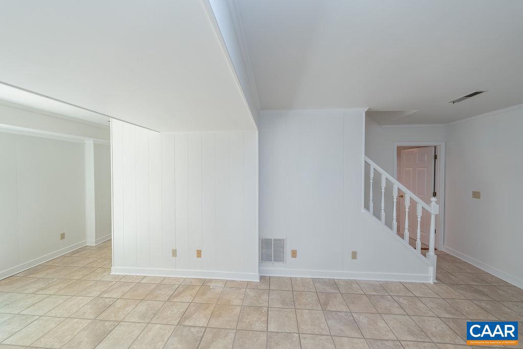 THE VILLAGE SQUARE - Residential