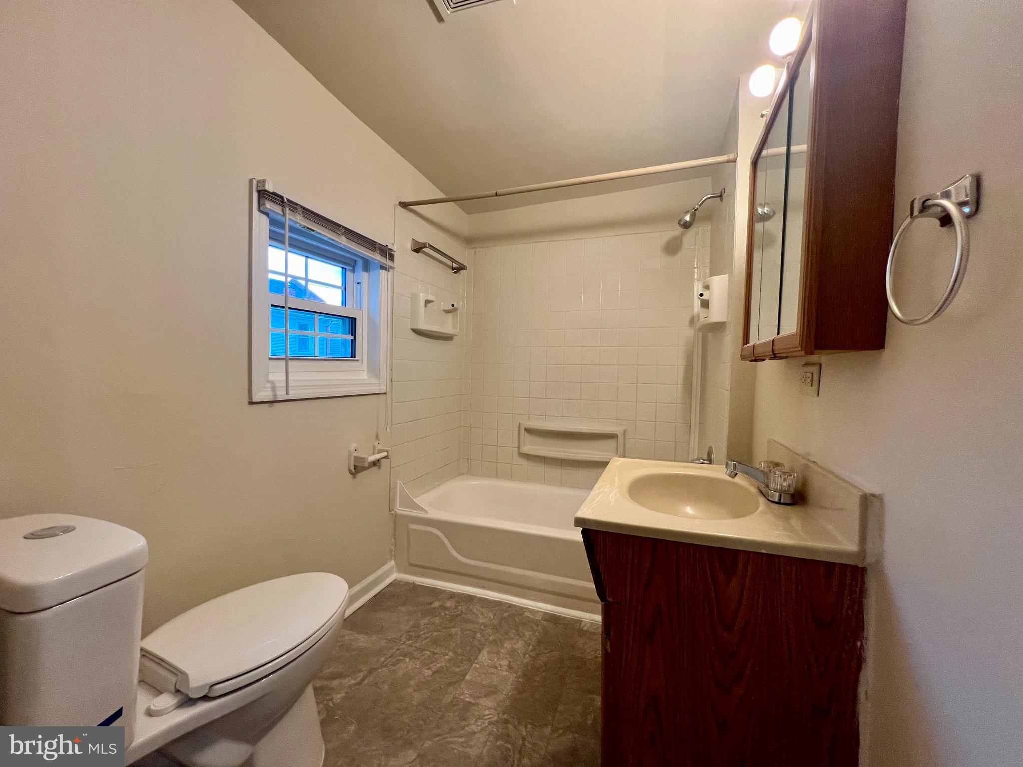 CITY OF MARTINSBURG - Residential Lease