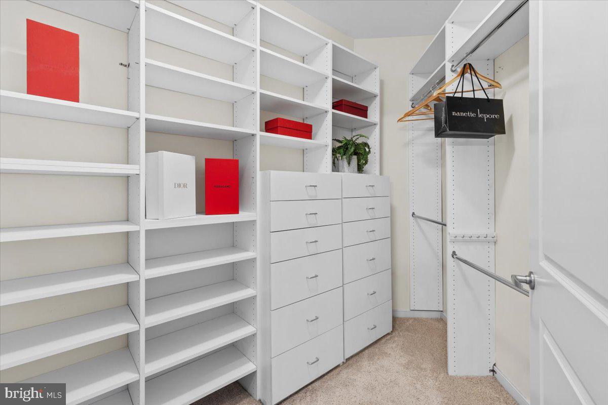 8045 AT SILVER SPRING METRO - Residential