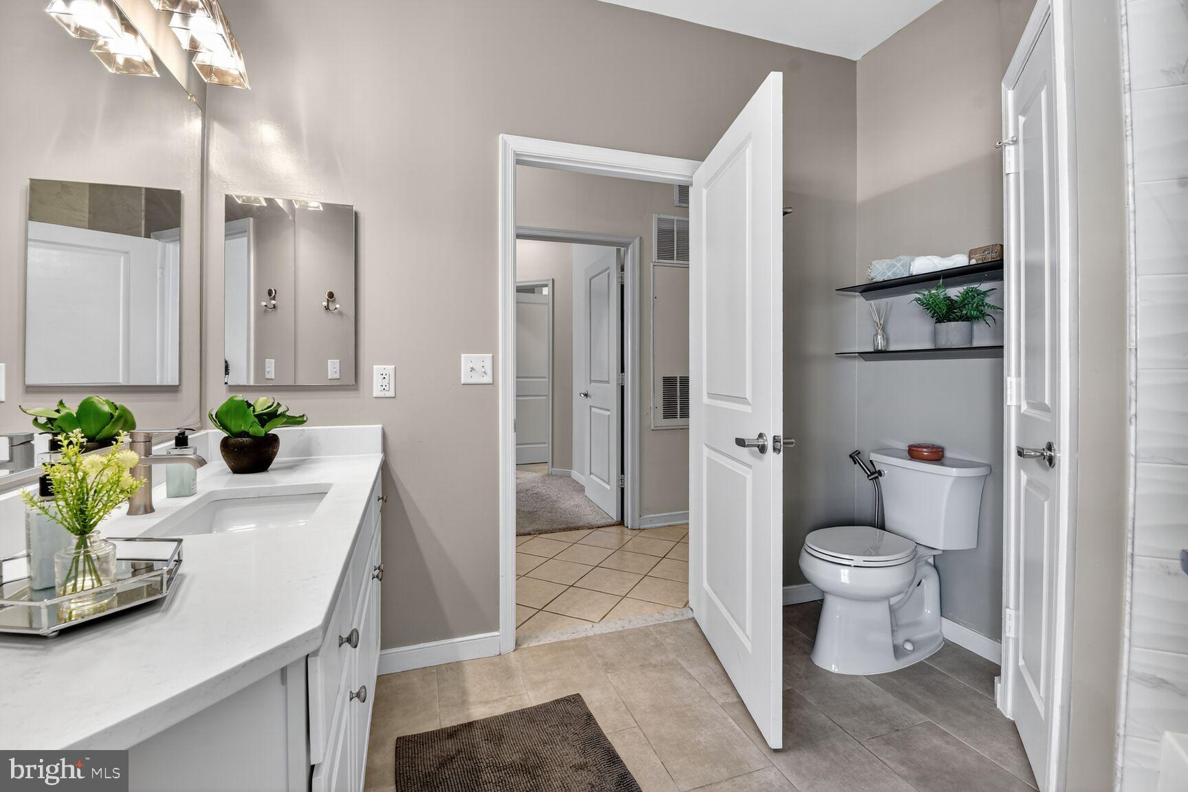 8045 AT SILVER SPRING METRO - Residential