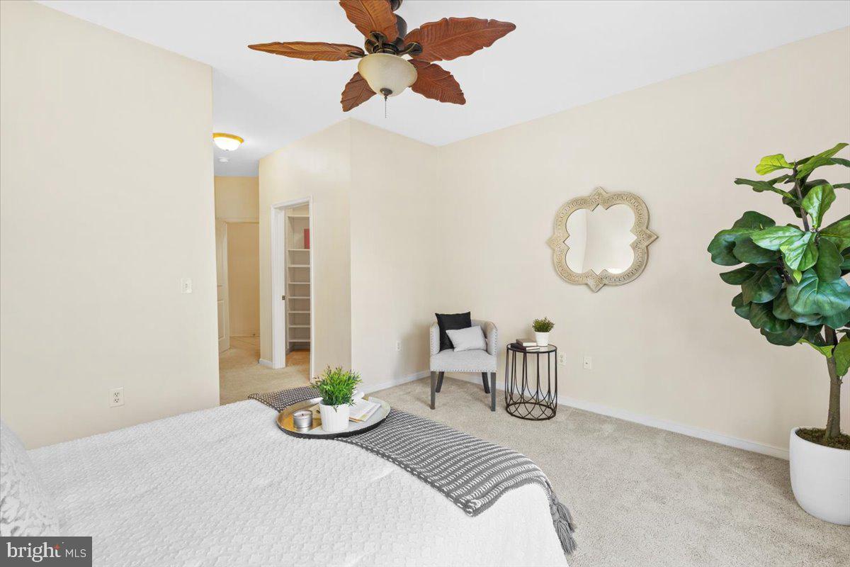 8045 AT SILVER SPRING METRO - Residential