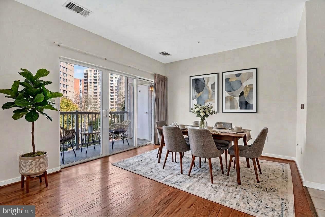 8045 AT SILVER SPRING METRO - Residential