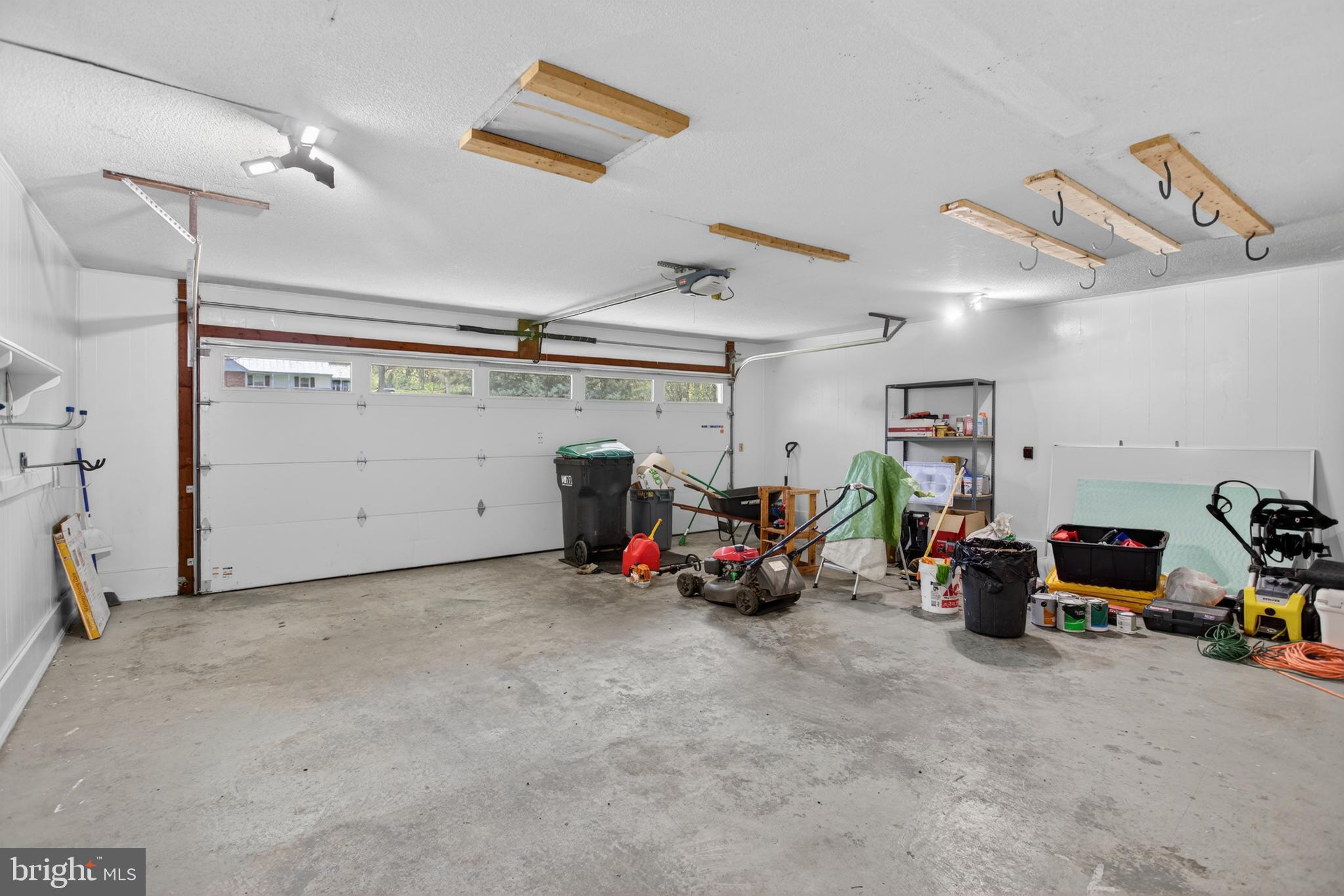 BELMONT ESTATES - Residential