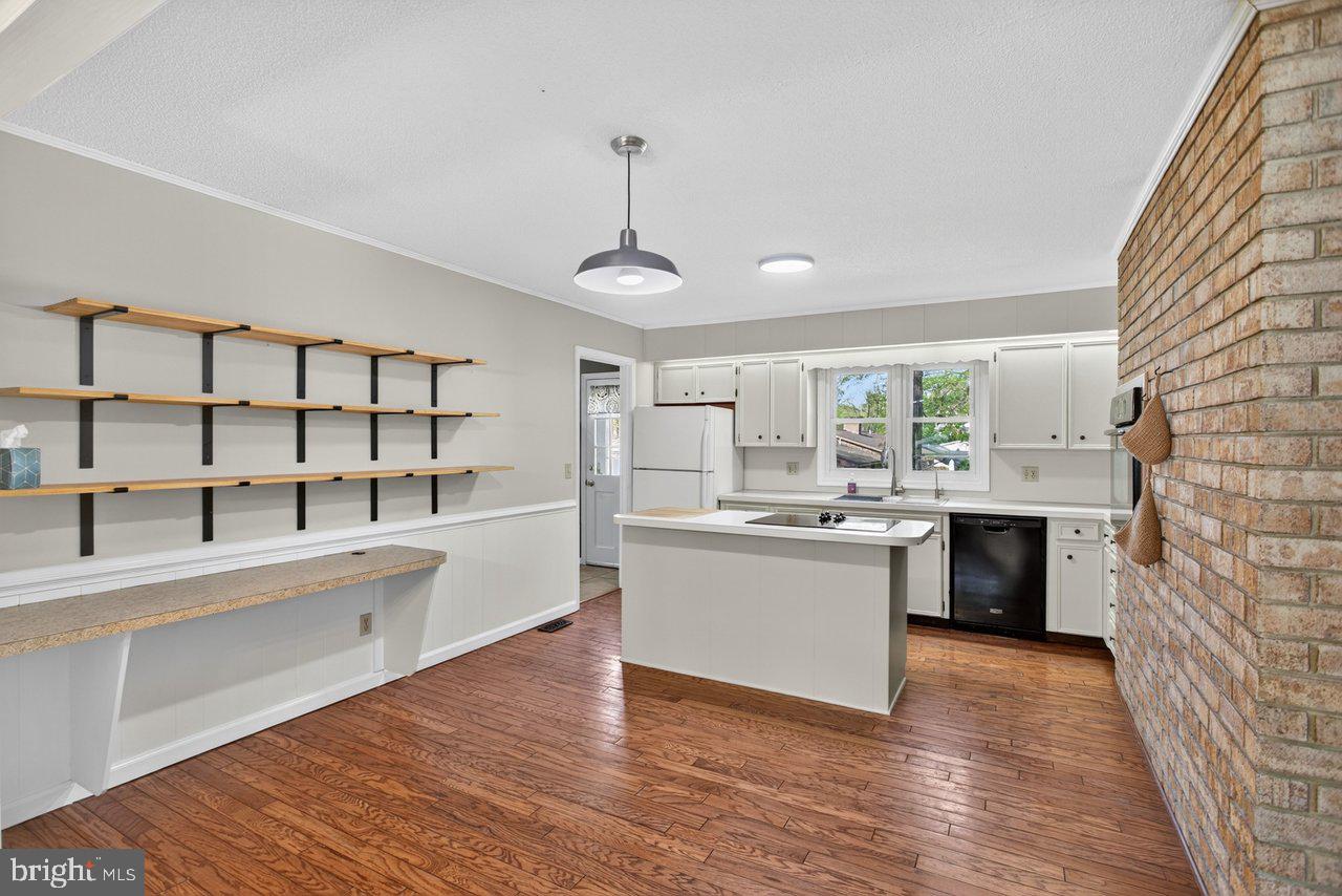 BELMONT ESTATES - Residential