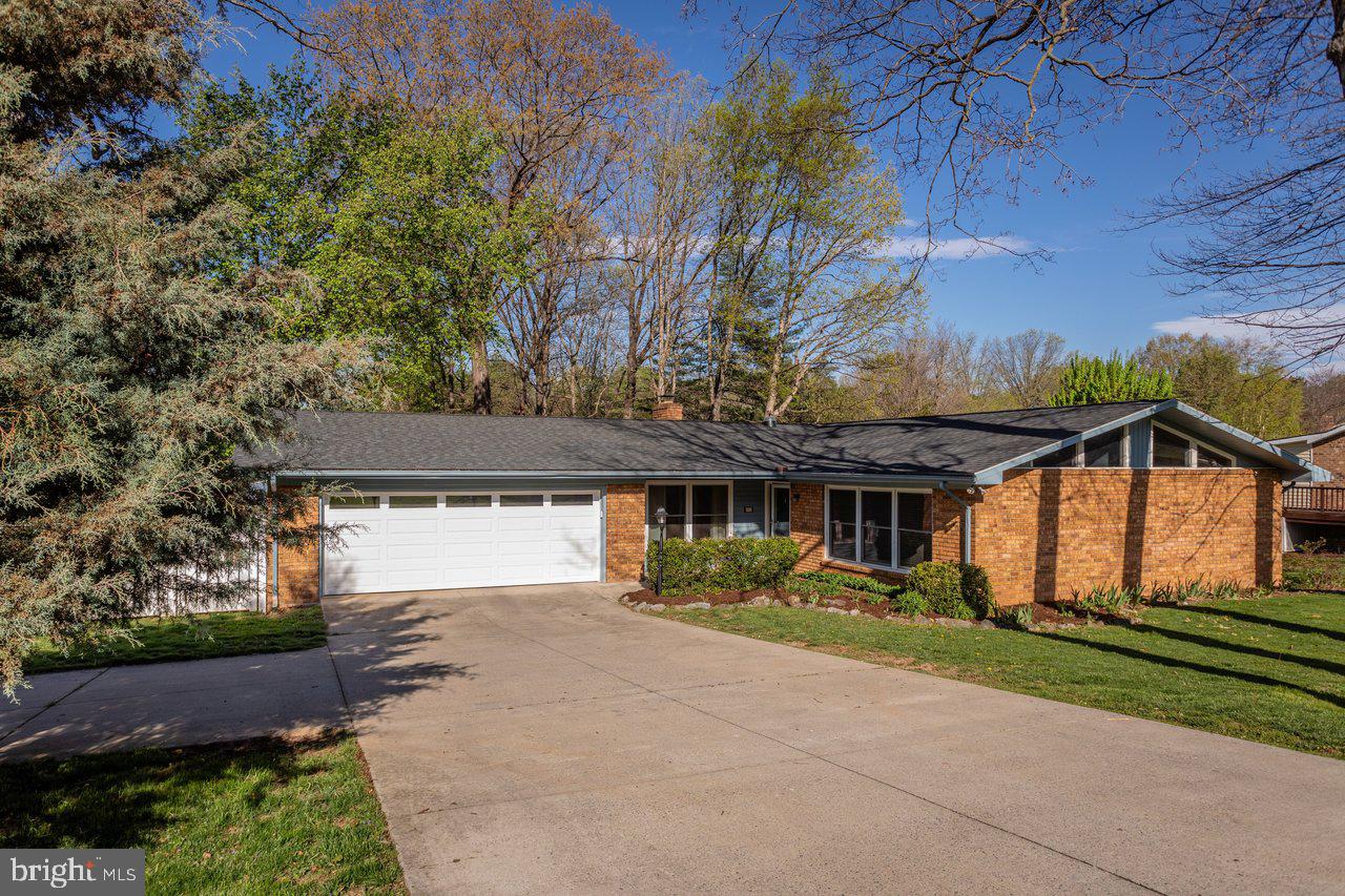 BELMONT ESTATES - Residential