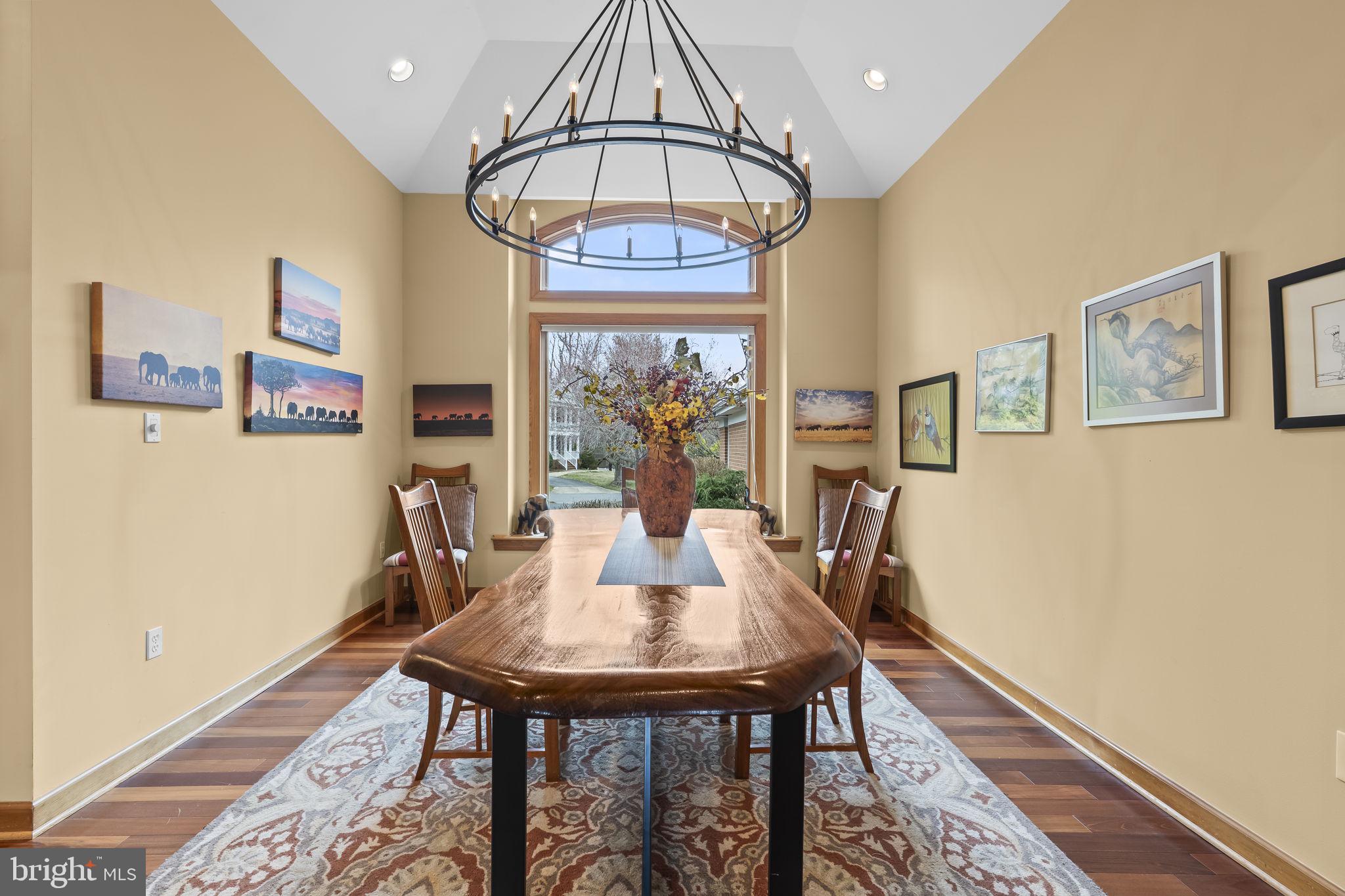 OLD SOUTH COUNTRY CLUB - Residential