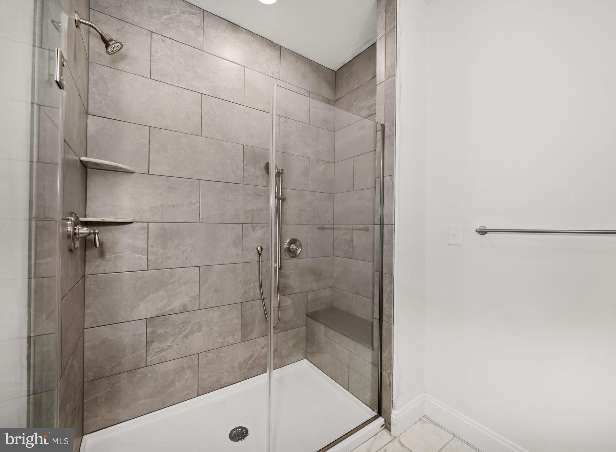 BRIAR CREEK - Residential