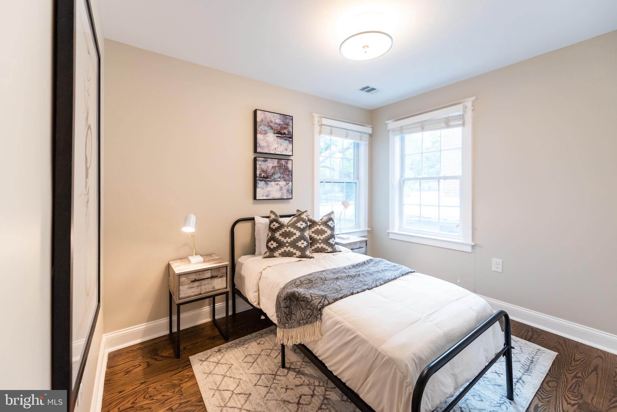 ROSEMONT - Residential