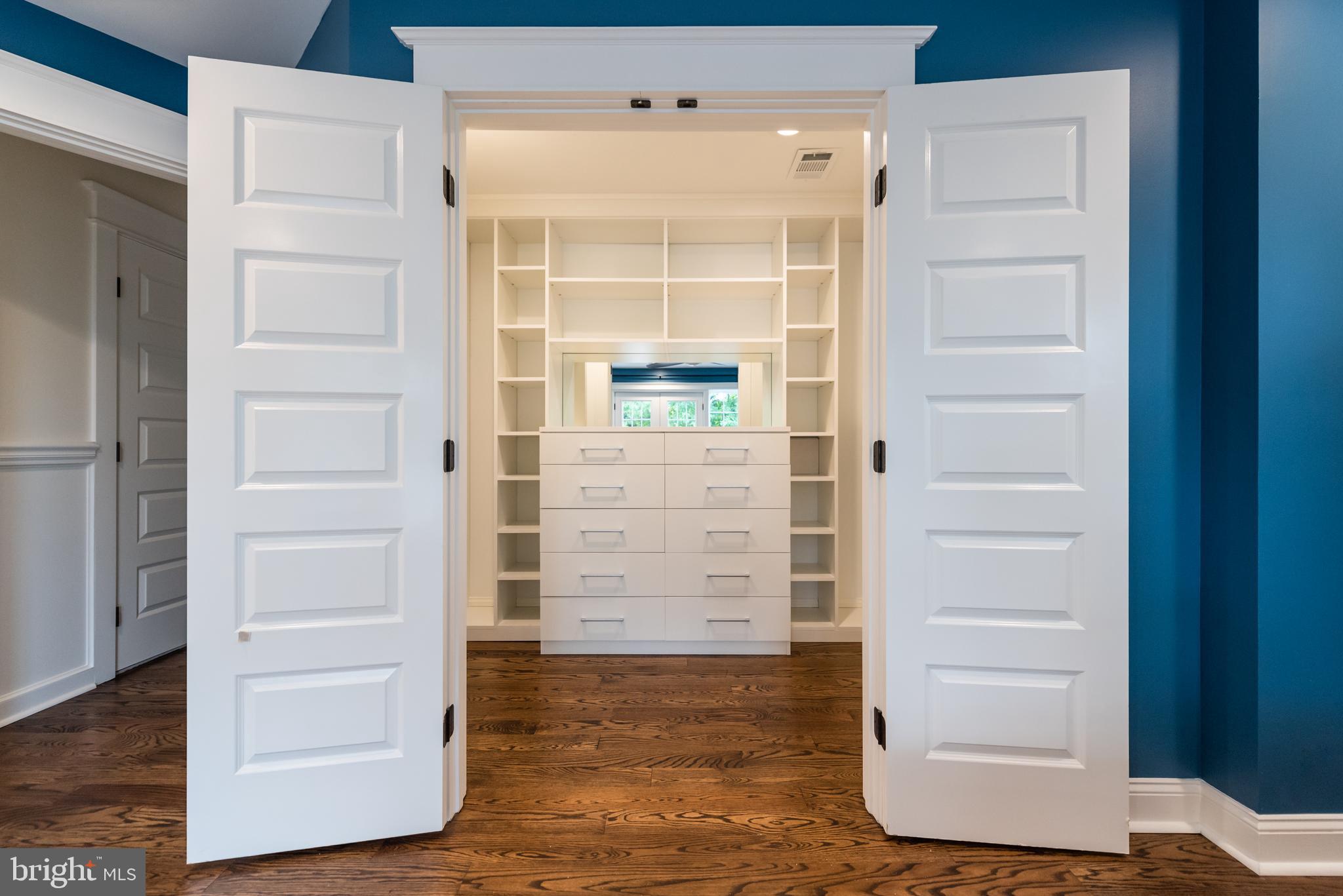 ROSEMONT - Residential