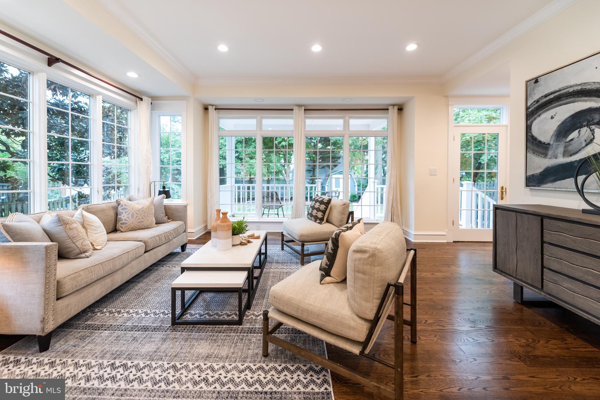 ROSEMONT - Residential