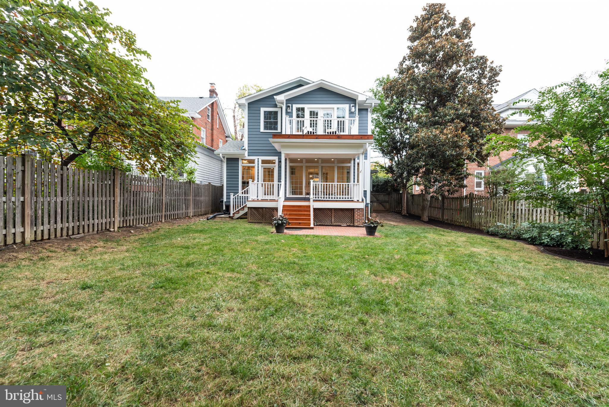 ROSEMONT - Residential