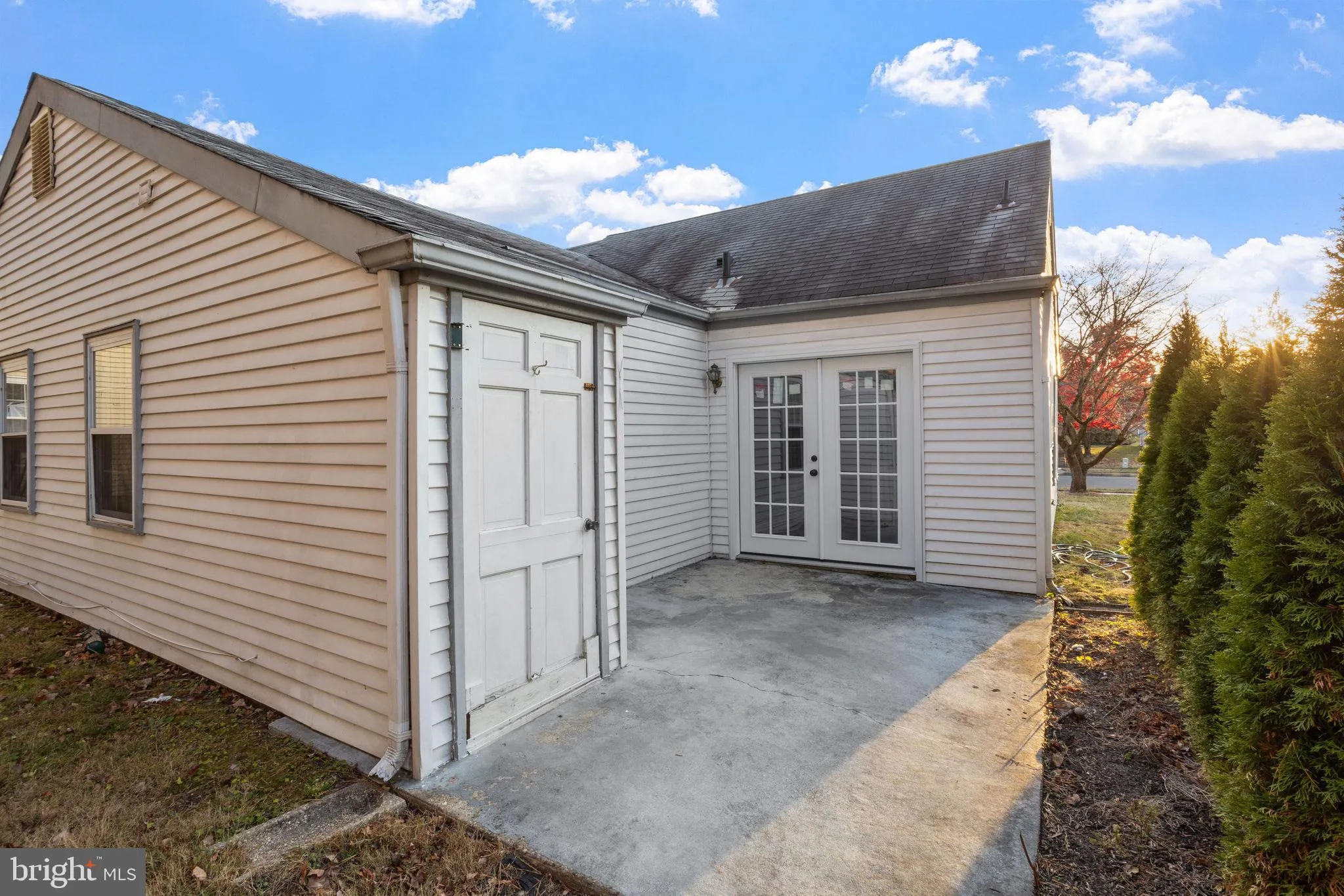 Southampton, New Jersey 08088, United States, 2 Bedrooms Bedrooms, ,1 BathroomBathrooms,Residential,Pending,28909