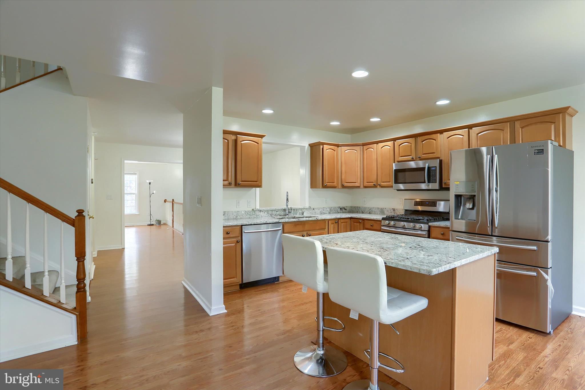 CROSS CREEK - Residential