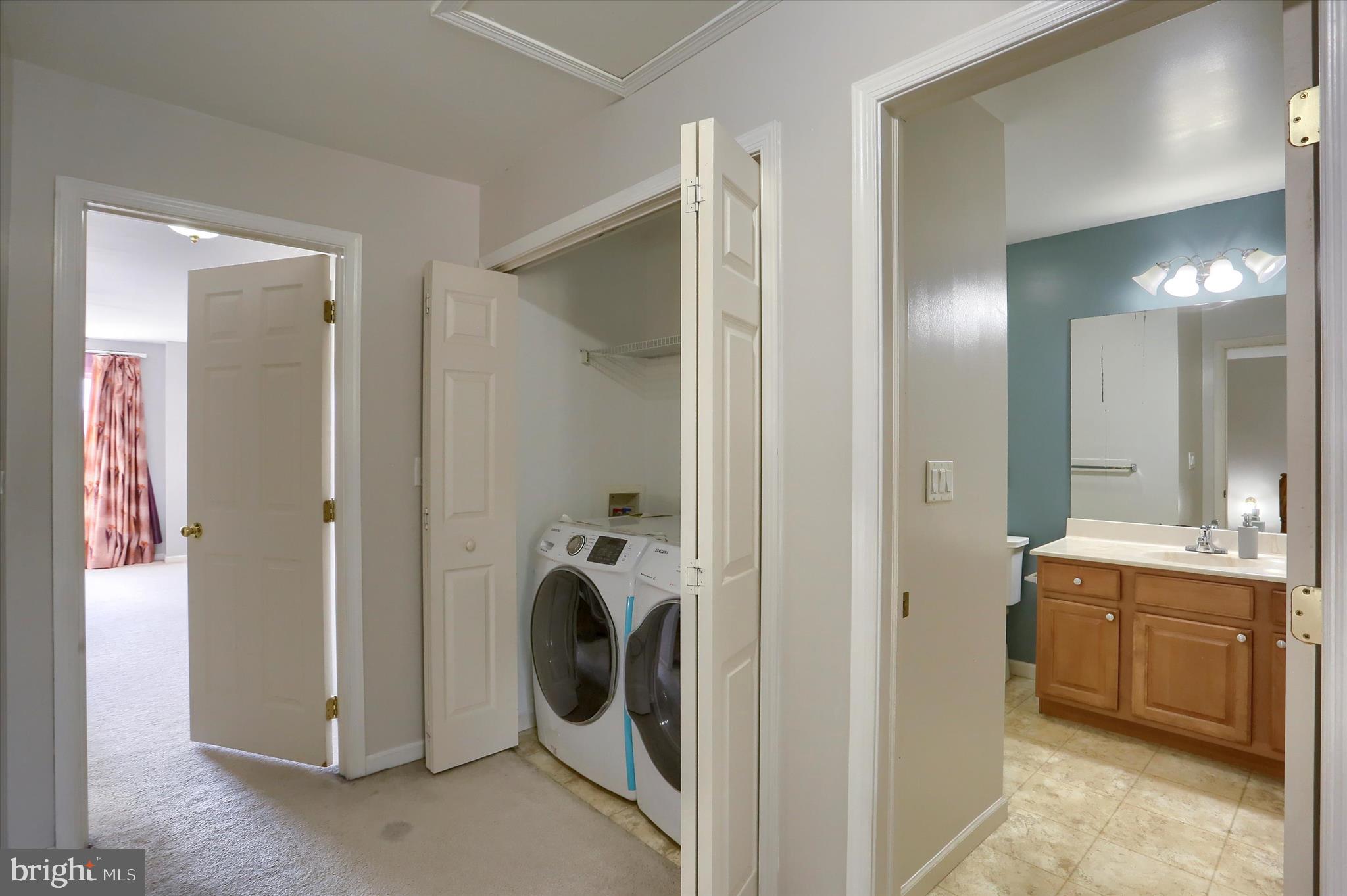 CROSS CREEK - Residential