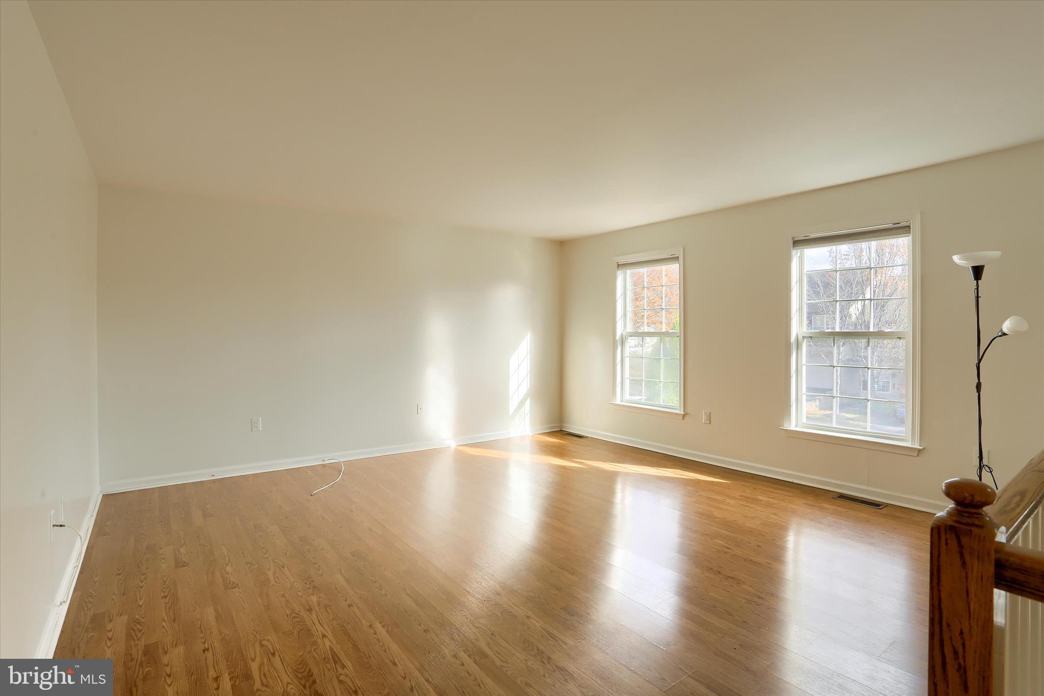 CROSS CREEK - Residential