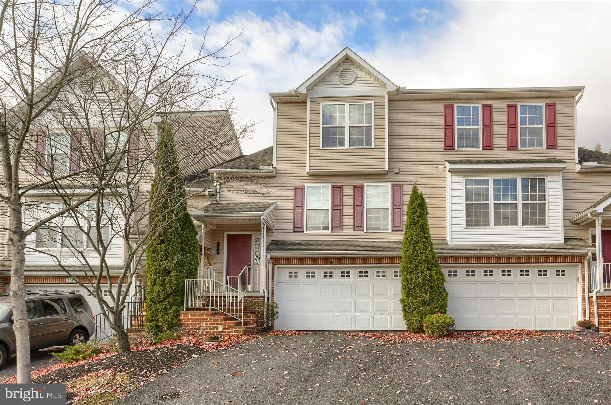 CROSS CREEK - Residential