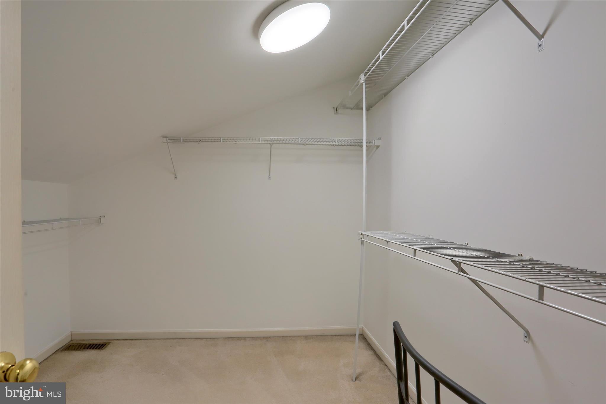 CROSS CREEK - Residential