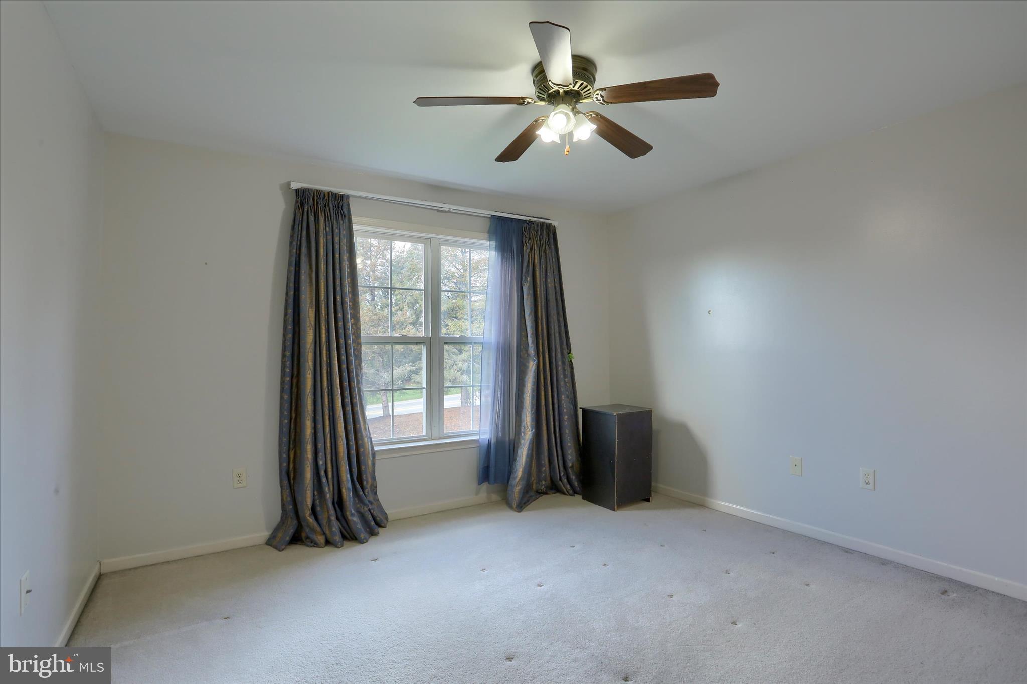 CROSS CREEK - Residential