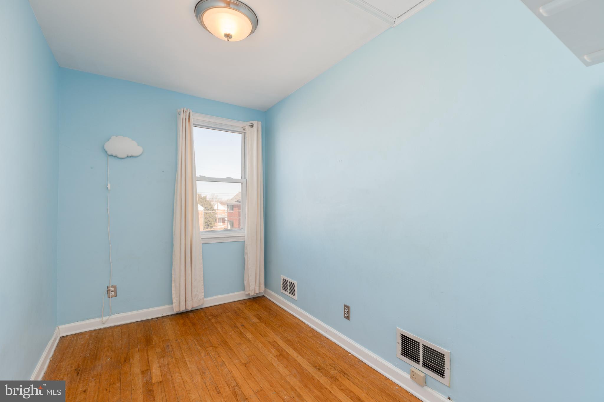 BEVERLY HILLS - Residential