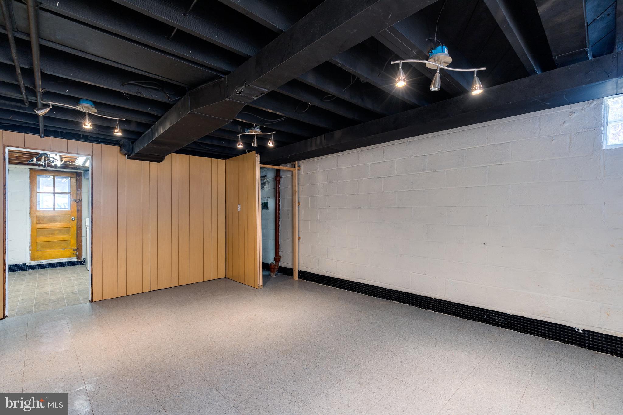 BEVERLY HILLS - Residential