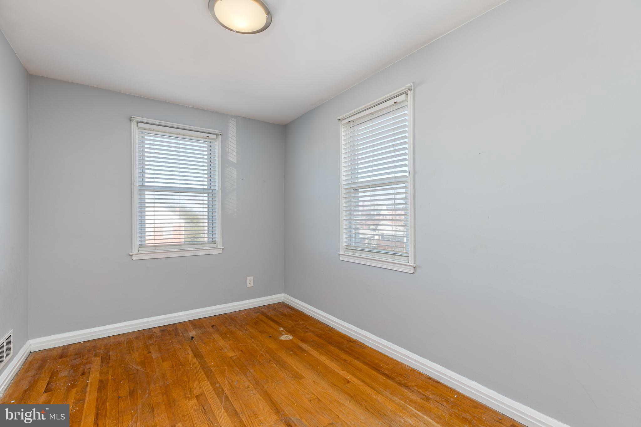 BEVERLY HILLS - Residential