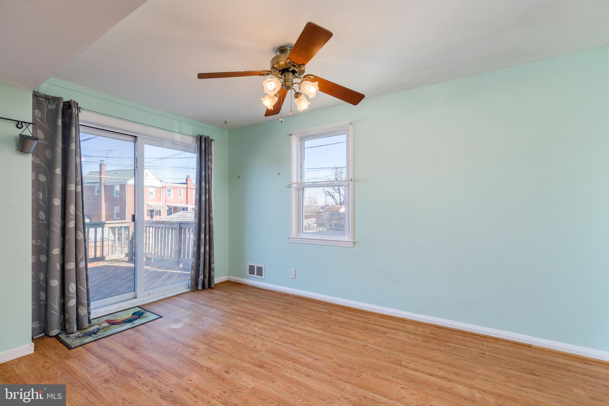 BEVERLY HILLS - Residential