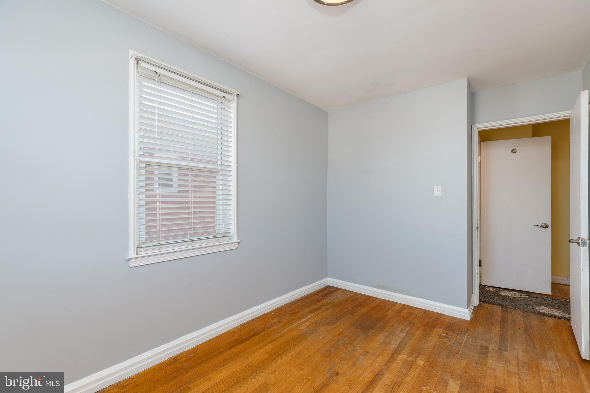 BEVERLY HILLS - Residential