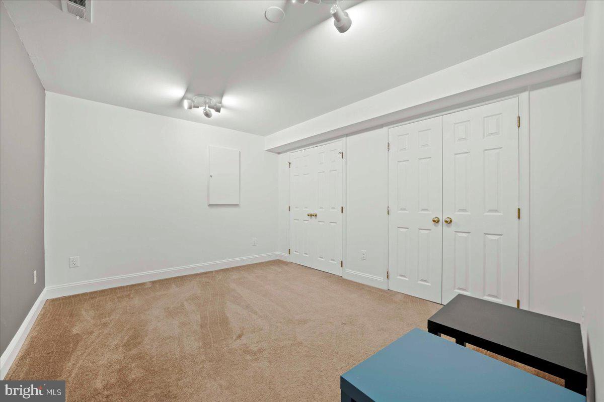 TAVISTOCK FARMS - Residential