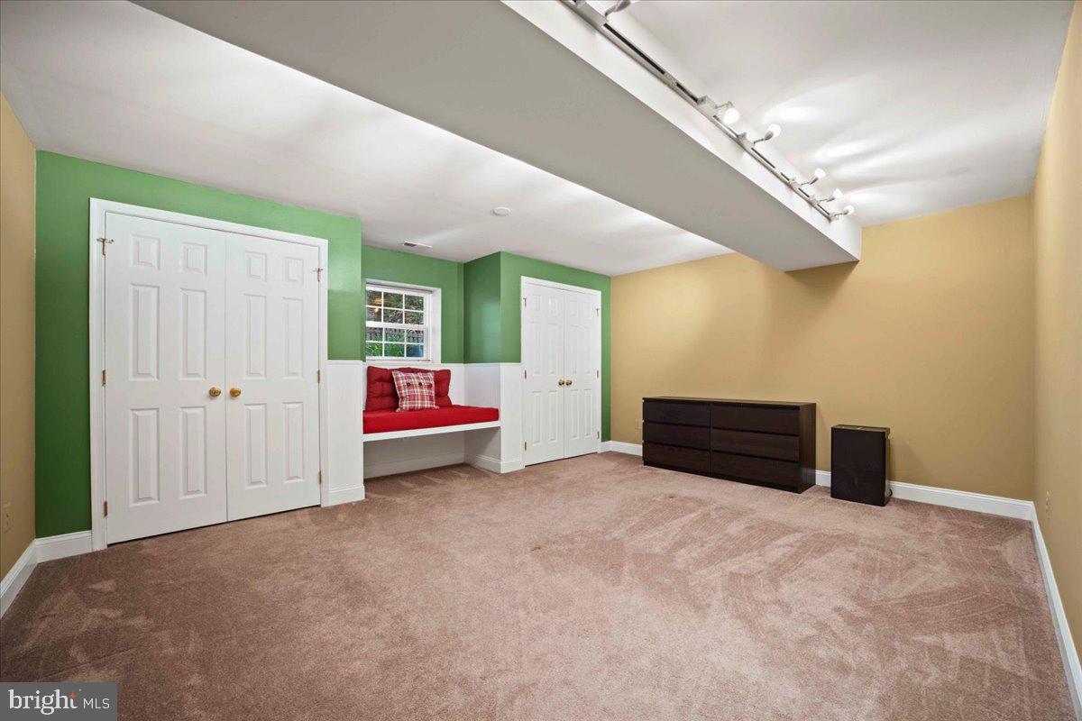 TAVISTOCK FARMS - Residential