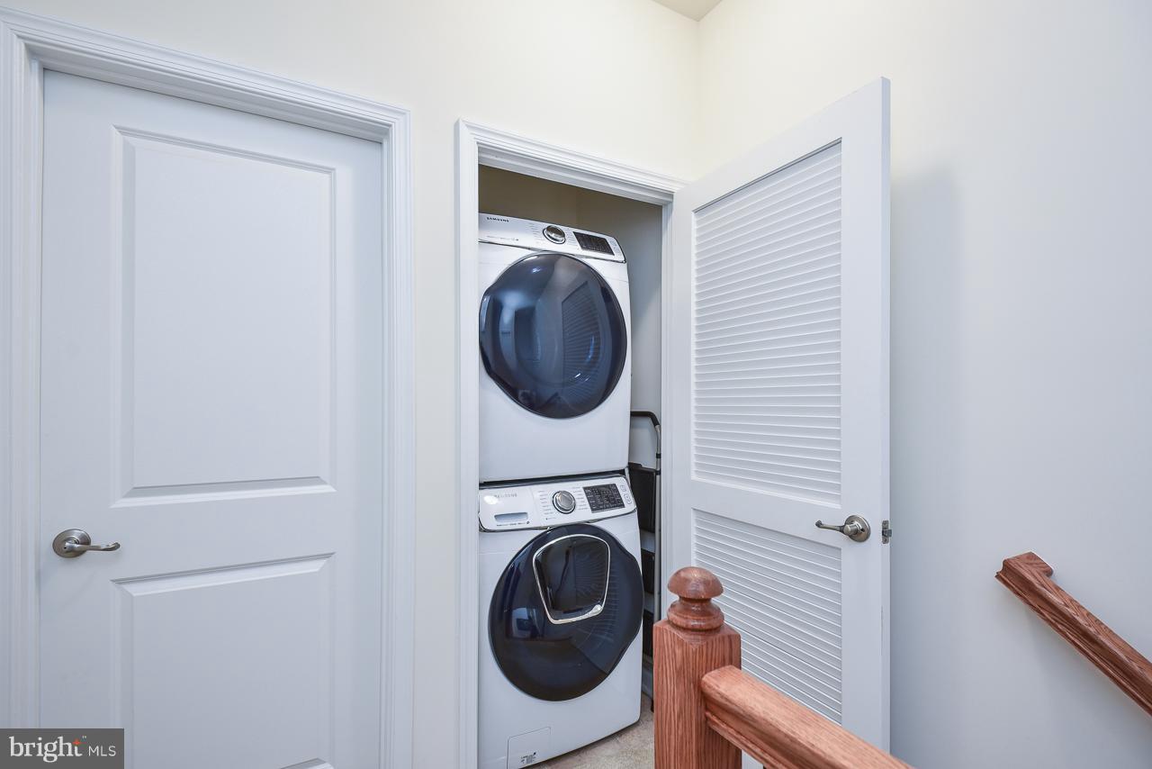 FEATHERSTONE STATION CONDOMINIUMS - Residential