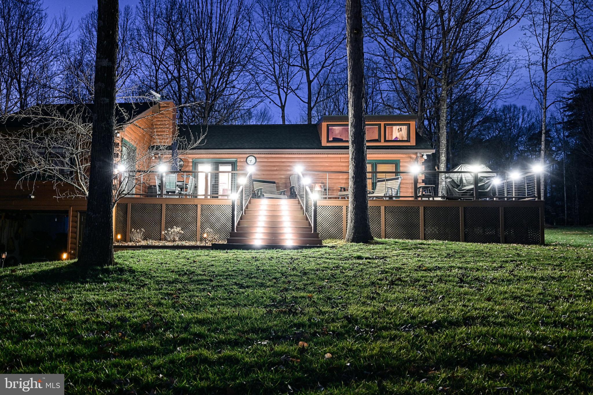 TALL PINES - Residential