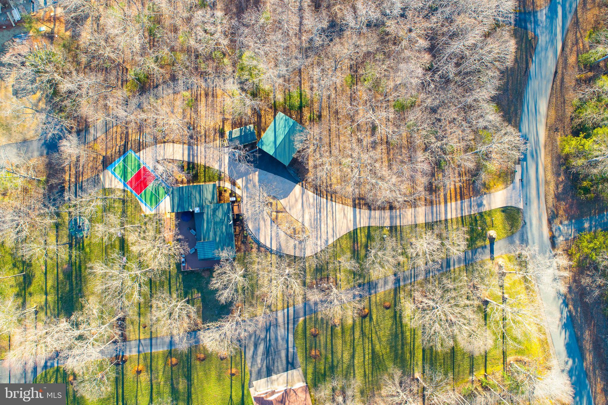 TALL PINES - Residential