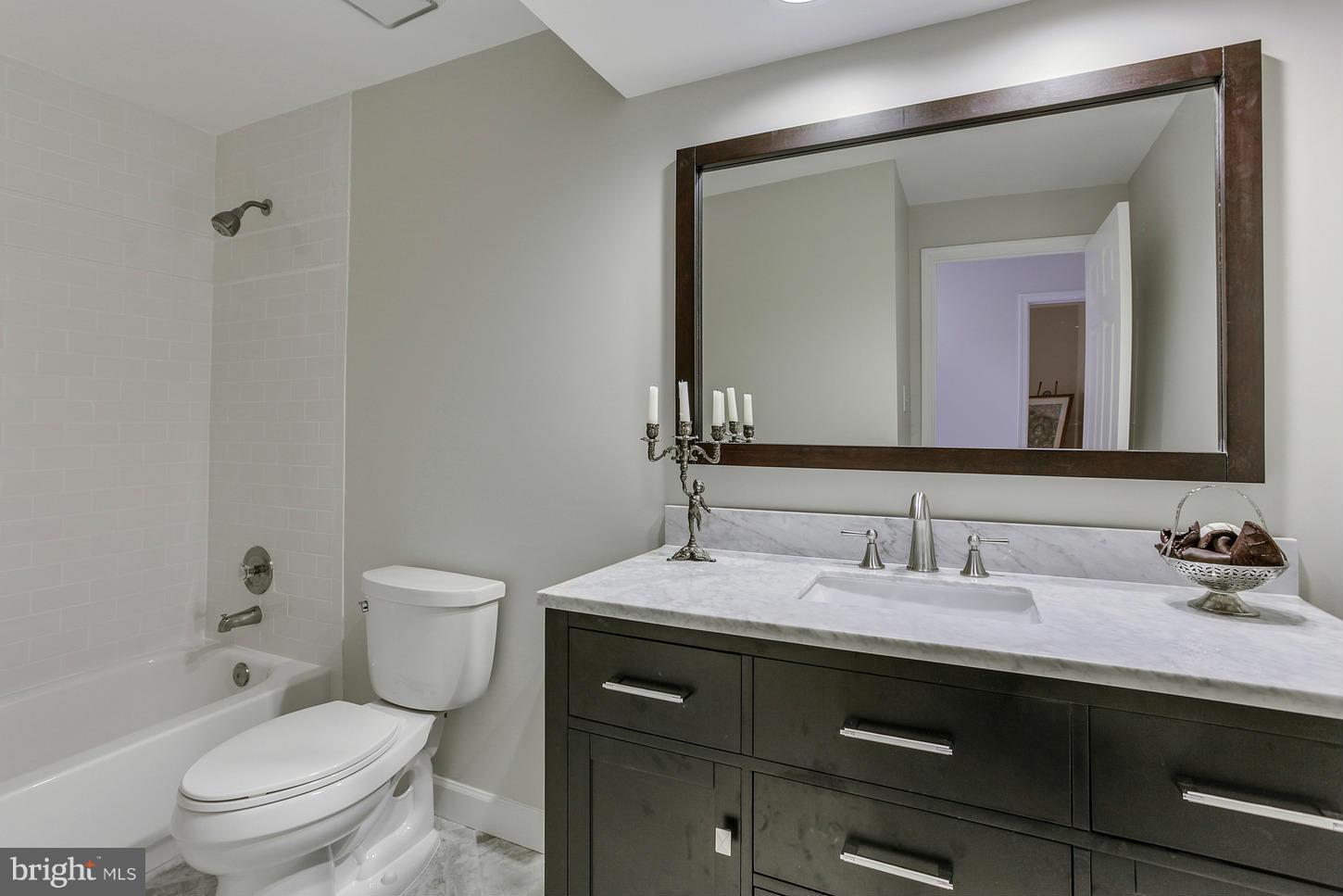 POTOMAC OUTSIDE - Residential