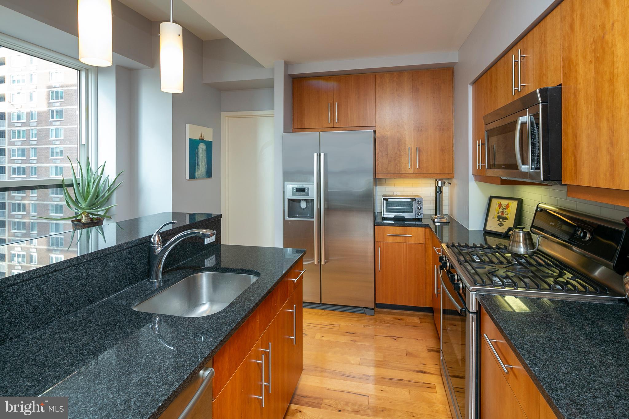 RITTENHOUSE SQUARE - Residential