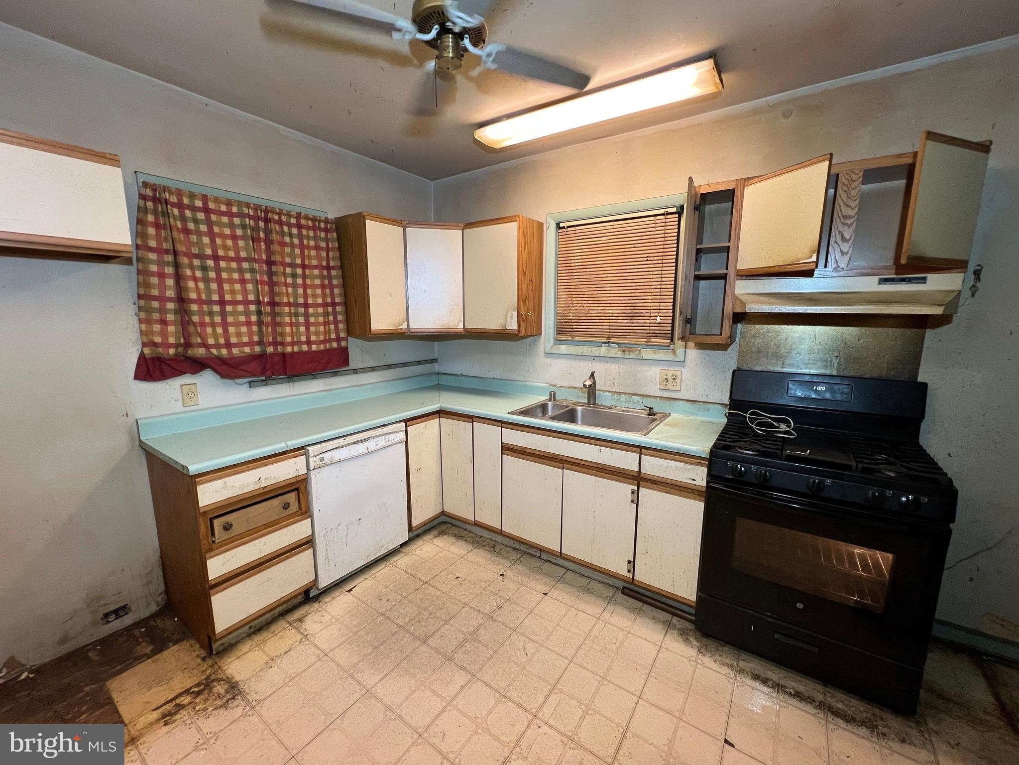 BROOKLYN PARK - Residential