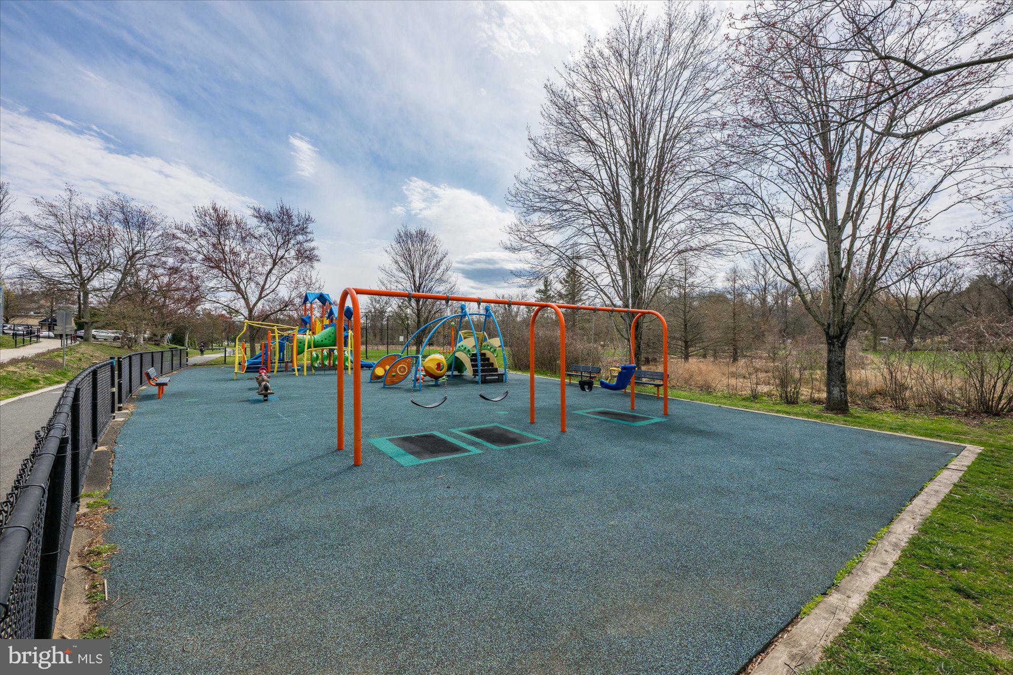 ROCK CREEK FOREST - Residential