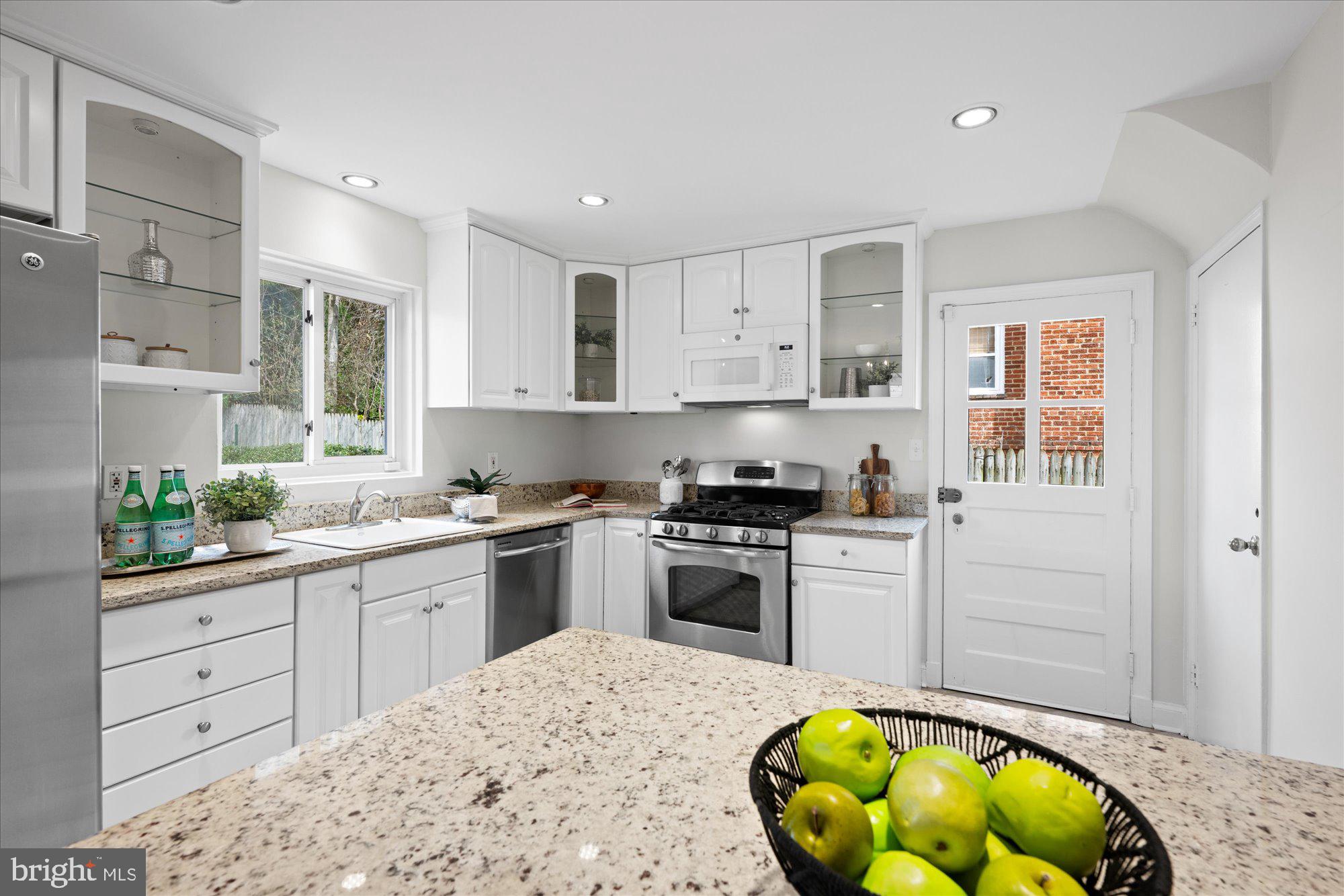 ROCK CREEK FOREST - Residential