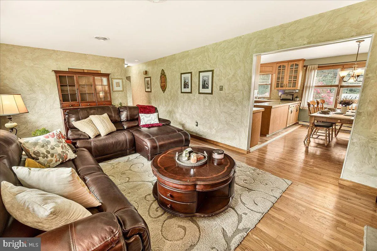 Frederick, Maryland 21702, United States, 3 Bedrooms Bedrooms, ,2 BathroomsBathrooms,Residential,Active,196670