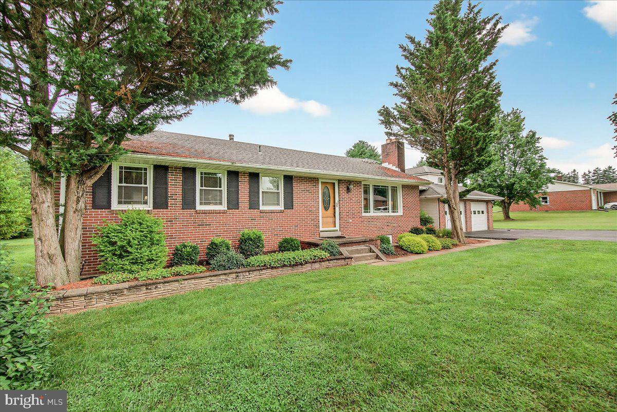7203 PEEKSKILL DRIVE