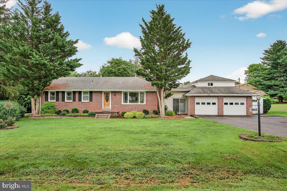 CATOCTIN MANOR - Residential
