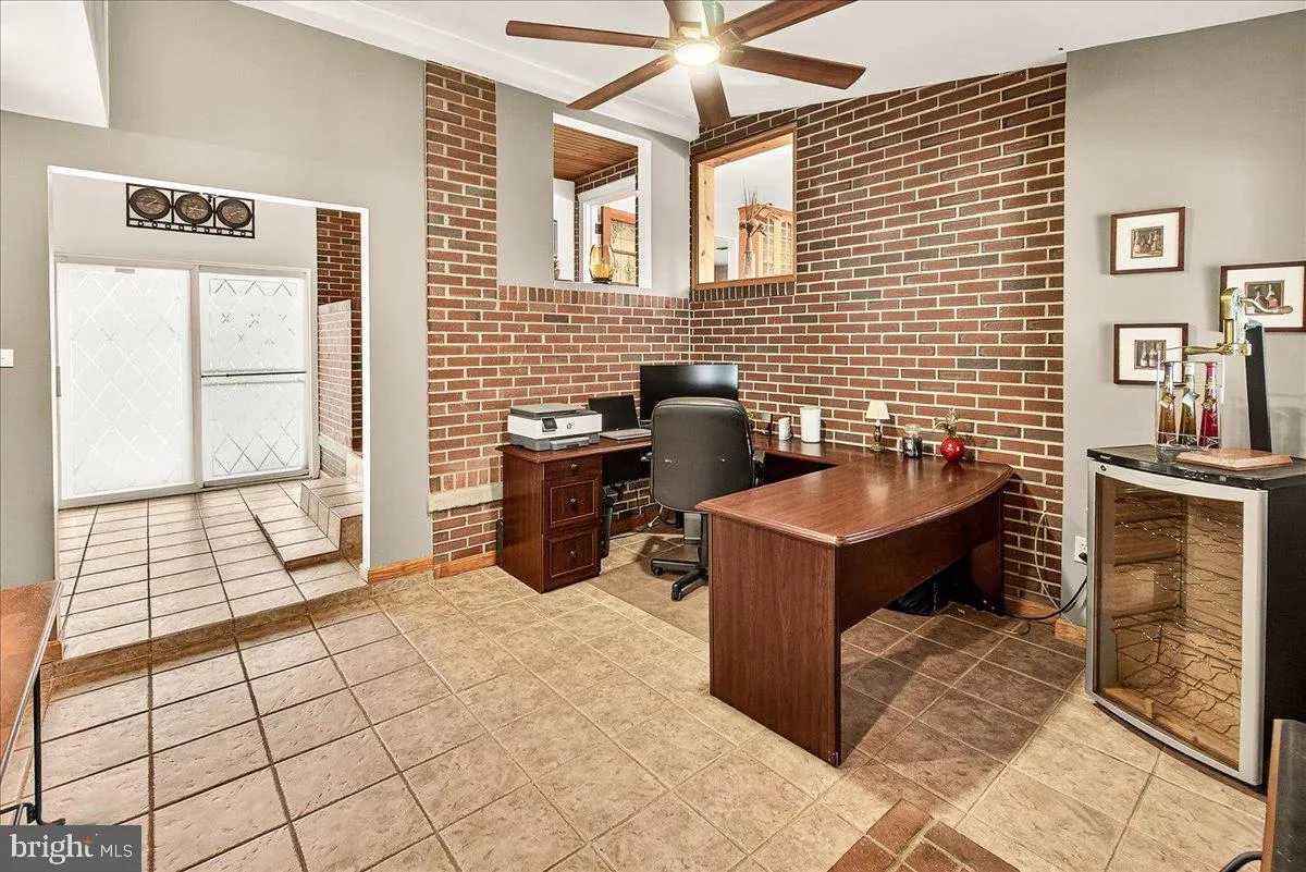 Frederick, Maryland 21702, United States, 3 Bedrooms Bedrooms, ,2 BathroomsBathrooms,Residential,Active,196670