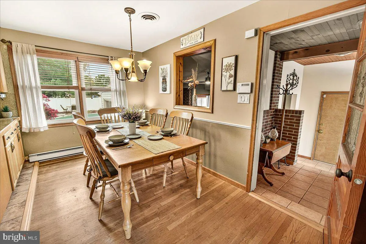 Frederick, Maryland 21702, United States, 3 Bedrooms Bedrooms, ,2 BathroomsBathrooms,Residential,Active,196670