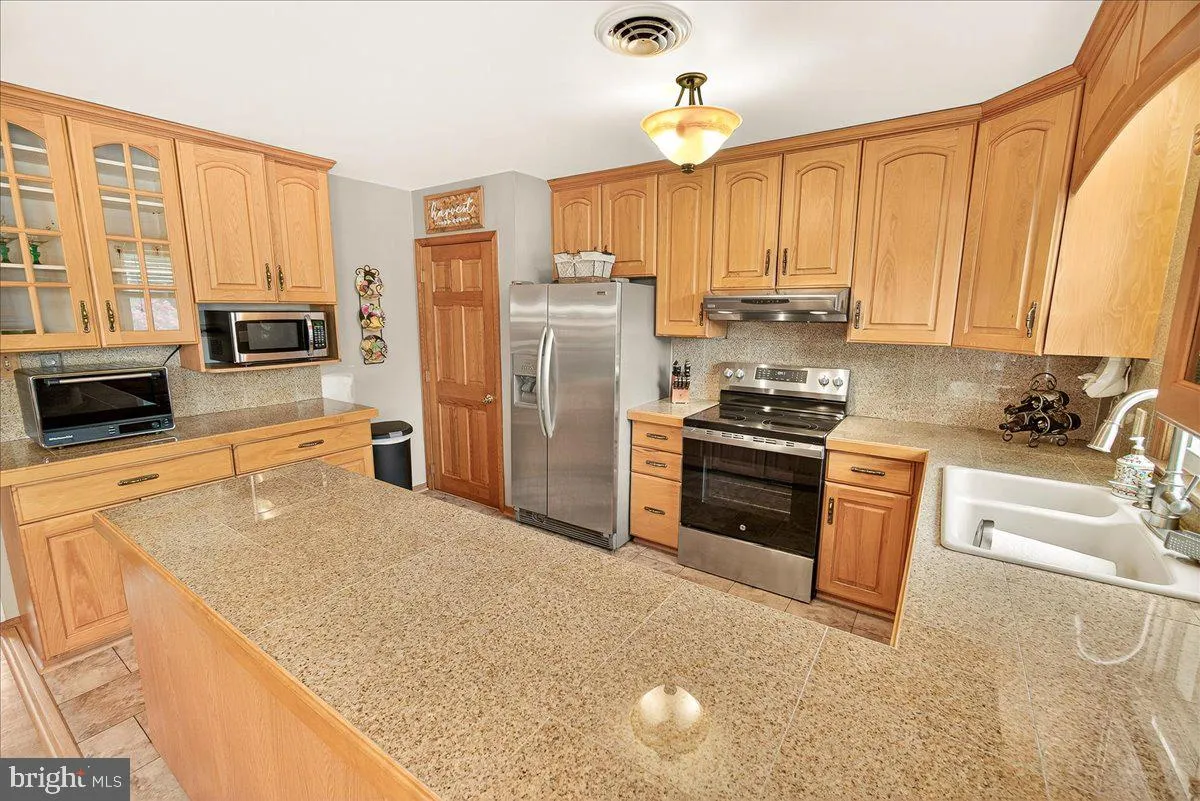 Frederick, Maryland 21702, United States, 3 Bedrooms Bedrooms, ,2 BathroomsBathrooms,Residential,Active,196670