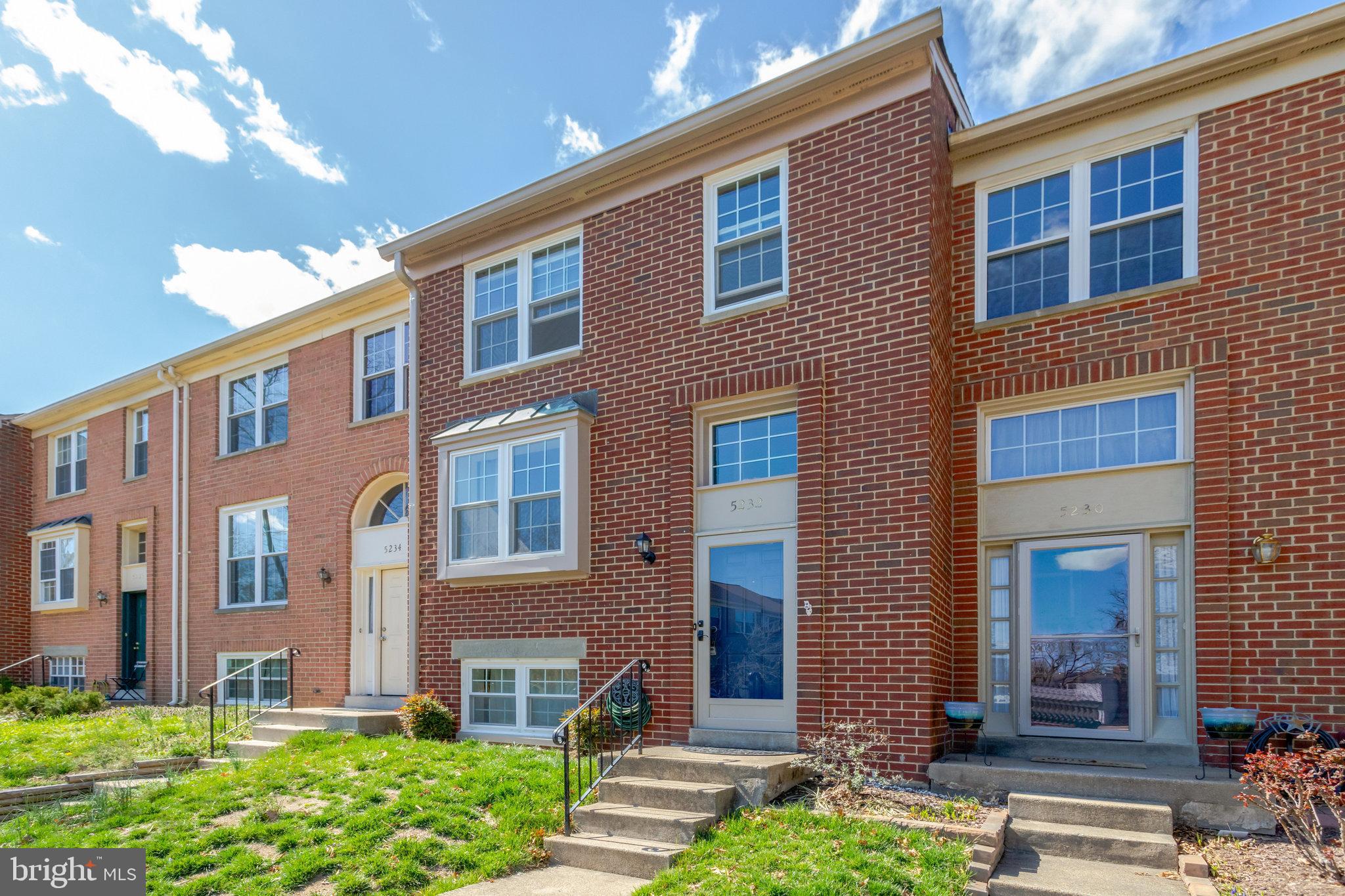 TARTAN VILLAGE - Residential