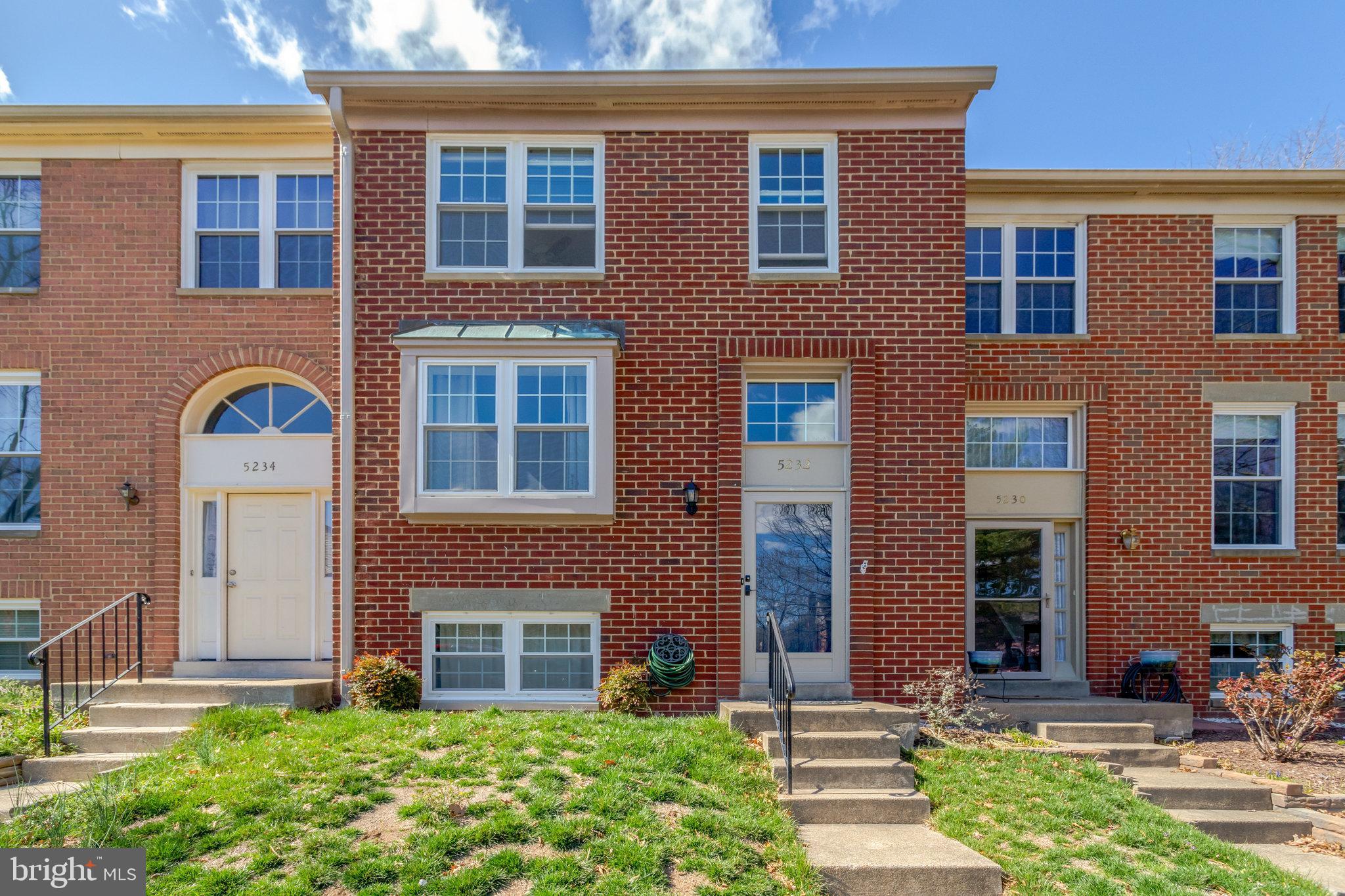 TARTAN VILLAGE - Residential