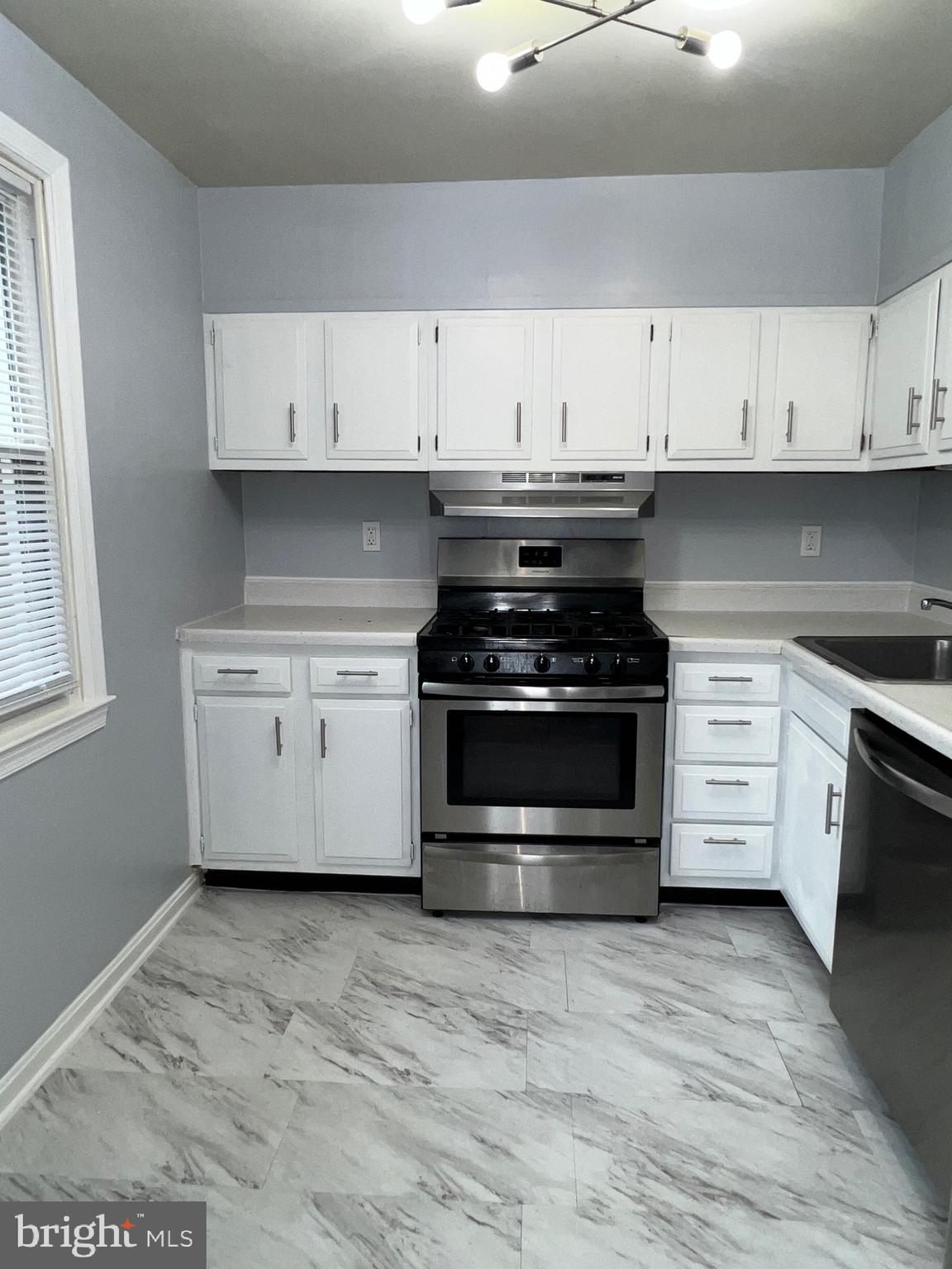 PINEWOOD HILL - Residential