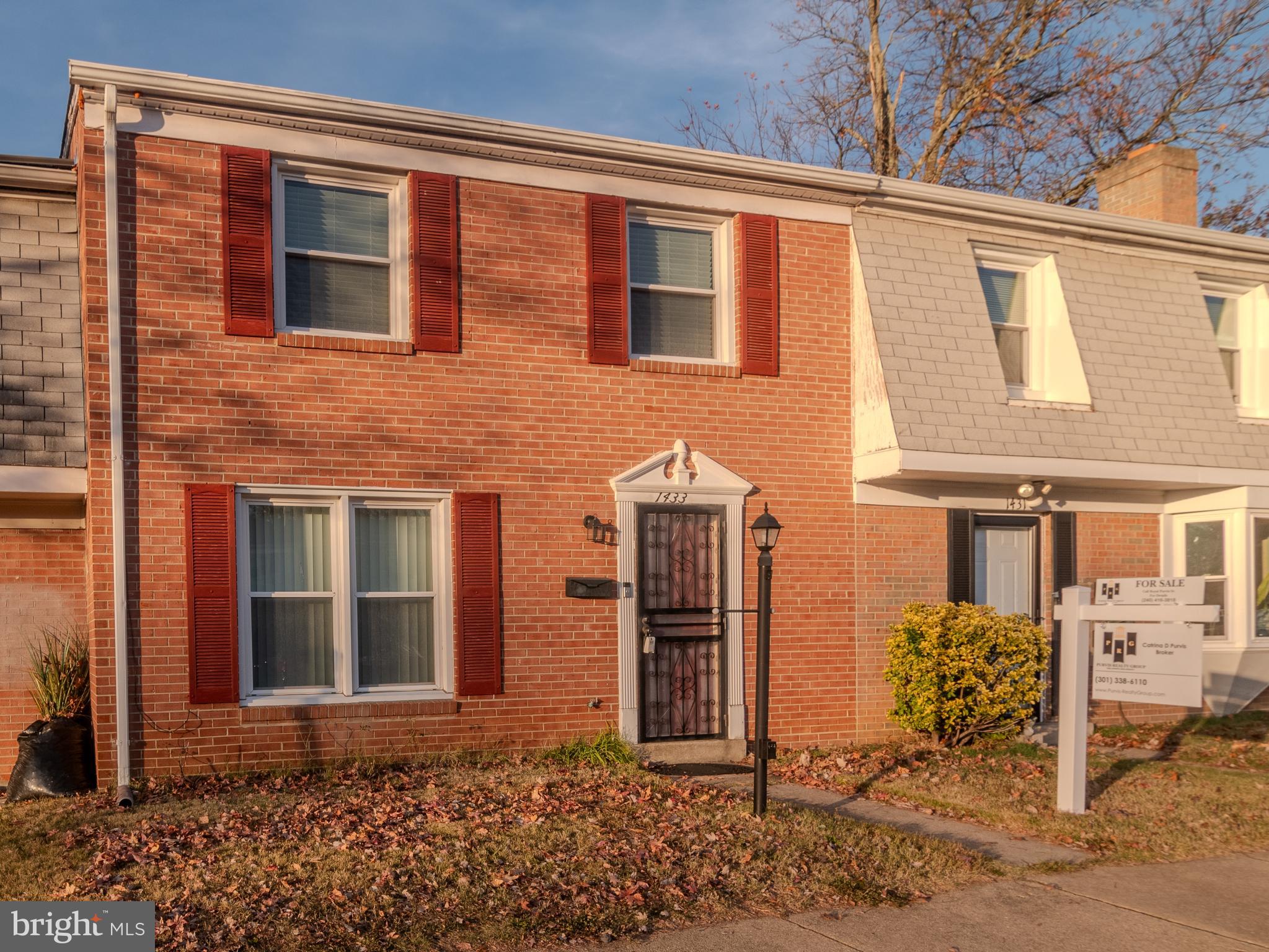 PINEWOOD HILL - Residential