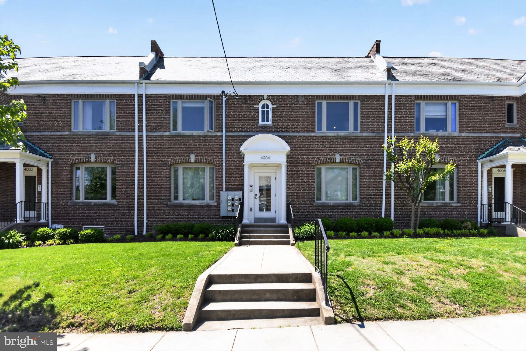 4004 8TH STREET NE 4